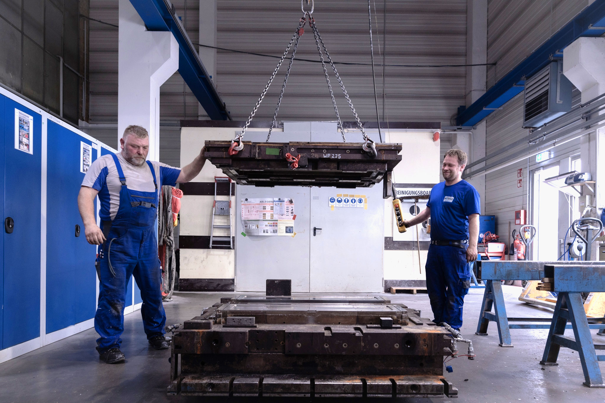 Werkzeugverlagerung zu uns Werkzeugverlagerung zu uns